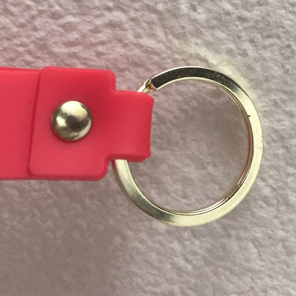 Keyholder - Picture 4 of 4